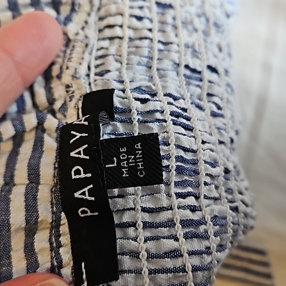 Off Shoulder Blue and White Stripped Crop Top Size L - Picture 3 of 6